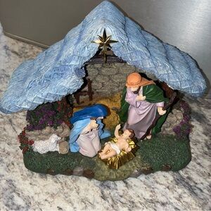 Teleflora Thomas Kinkade 2004 Lighted Nativity
